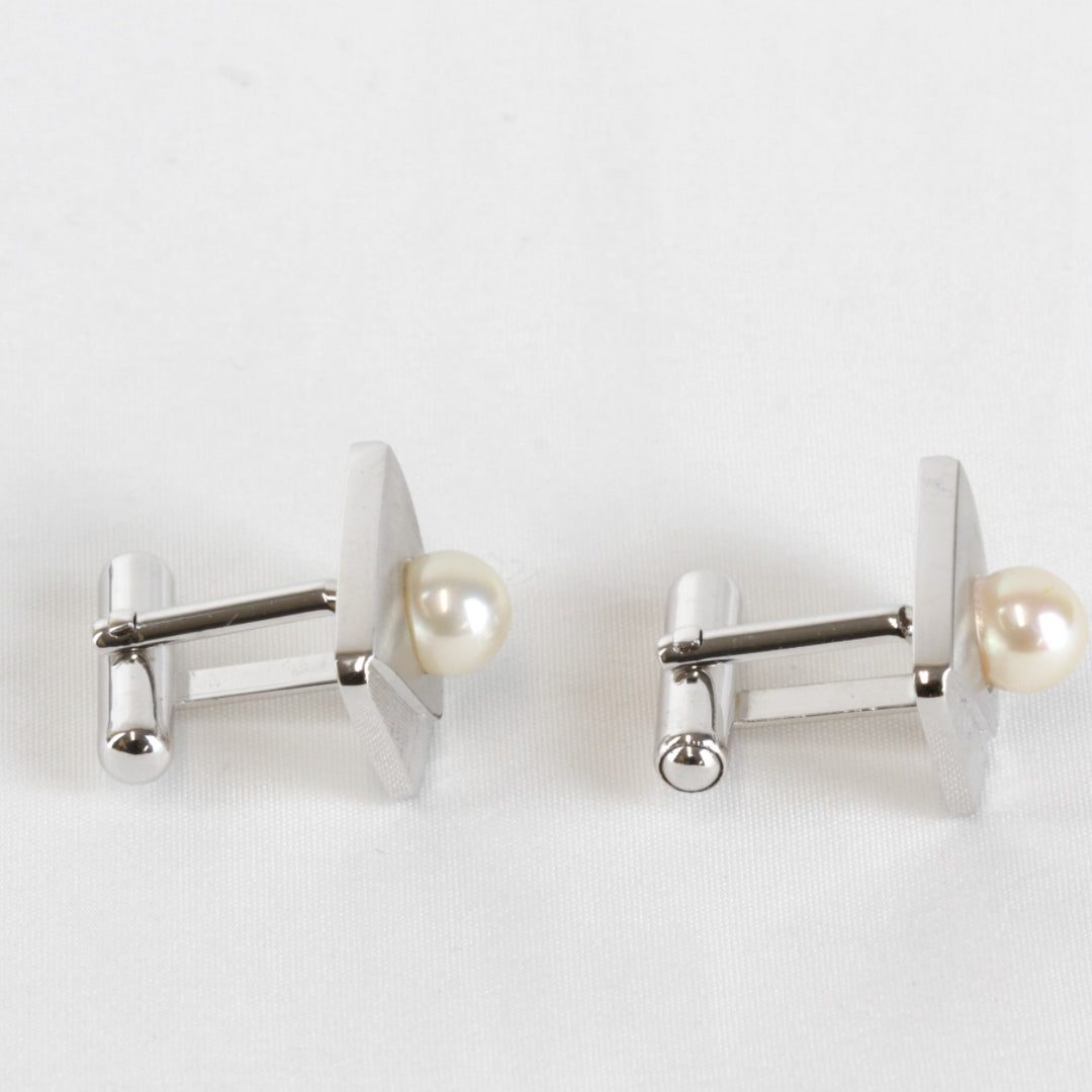 美品『USED』 
 
 本真珠 タイピン/カフス セット カフス 
パール シルバー