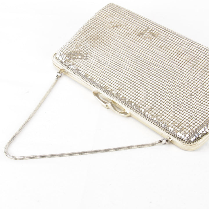 良品『USED』 
 
 クラッチバッグ 
 シルバー