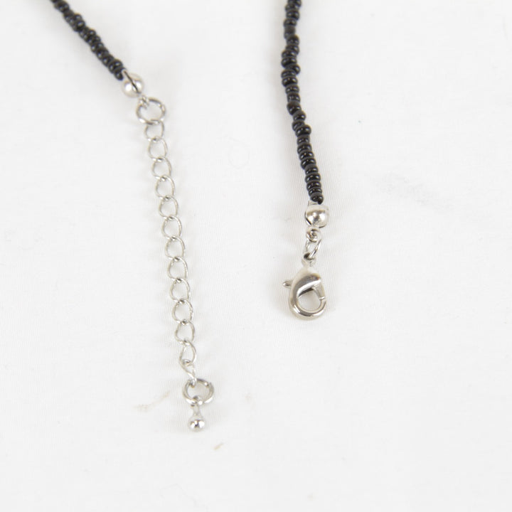 良品『USED』 ガラス 
ネックレス