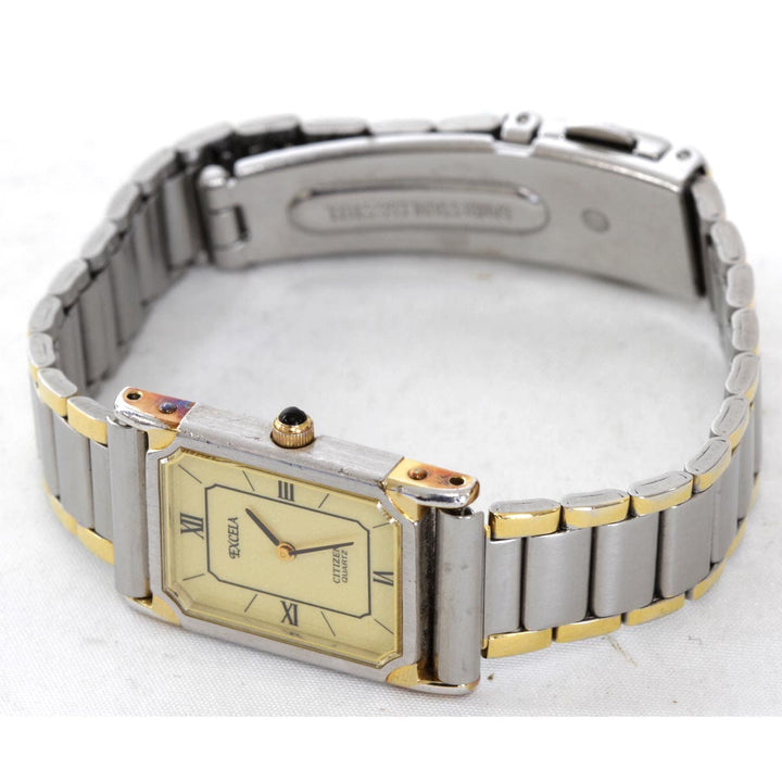 『USED』 
CITIZEN  エクセラ 
腕時計
 クォーツ レディース