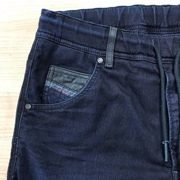 『USED』 
DIESEL ディーゼル 
 KROOLEY ジョグジーンズ 30インチ デニムパンツ 
コットン/ポリエステル  /ポリウレタン ネイビー