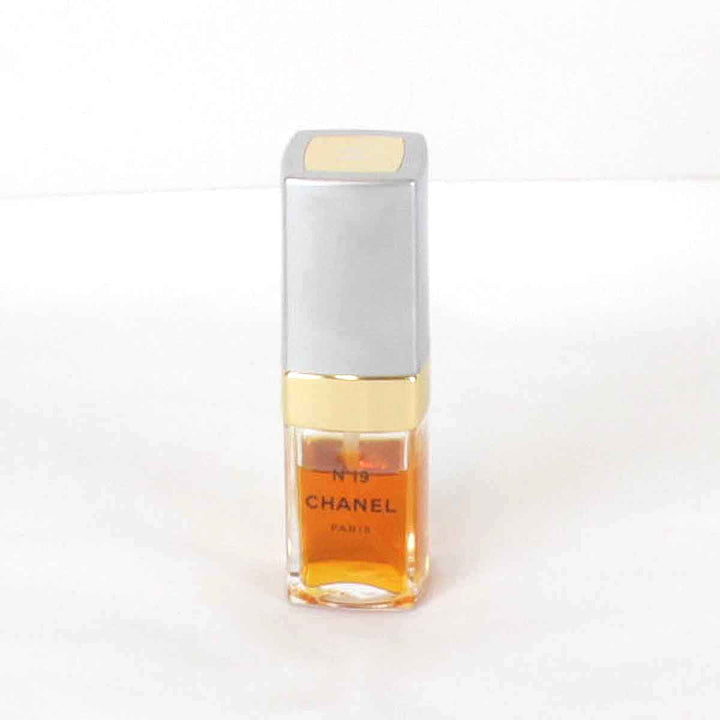 良品『USED』 
CHANEL シャネル 
 No19 アトマイザー 香水 
 オレンジ