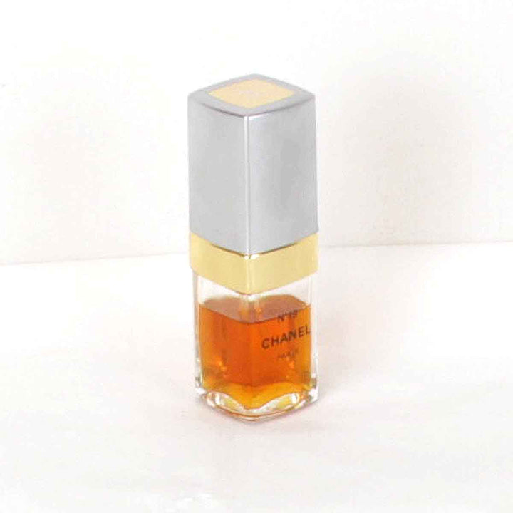 良品『USED』 
CHANEL シャネル 
 No19 アトマイザー 香水 
 オレンジ