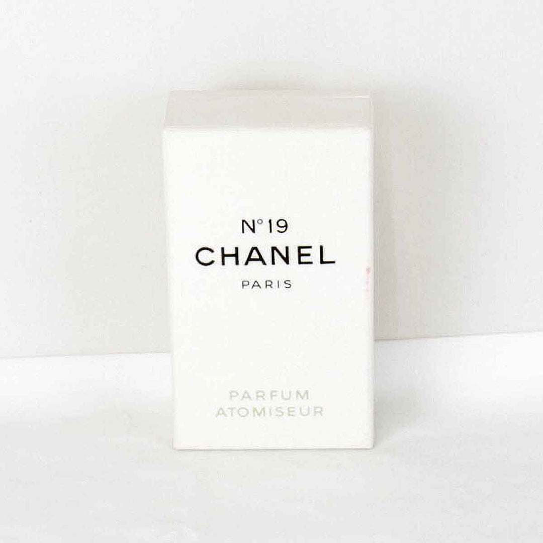 良品『USED』 
CHANEL シャネル 
 No19 アトマイザー 香水 
 オレンジ