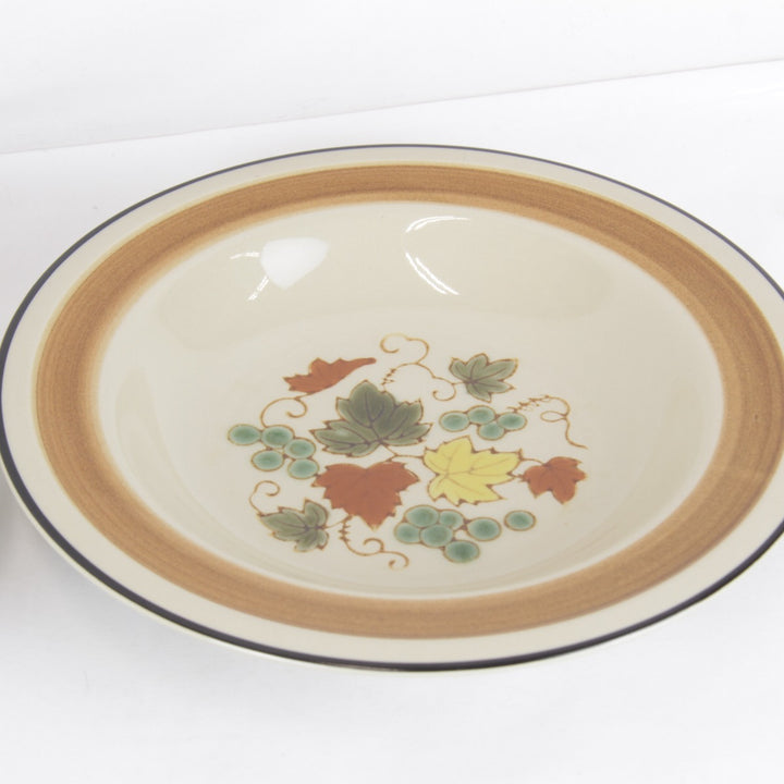 美品『USED』 
 
 皿 
陶器 ベージュ