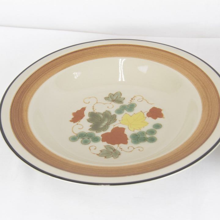 美品『USED』 
 
 皿 
陶器 ベージュ