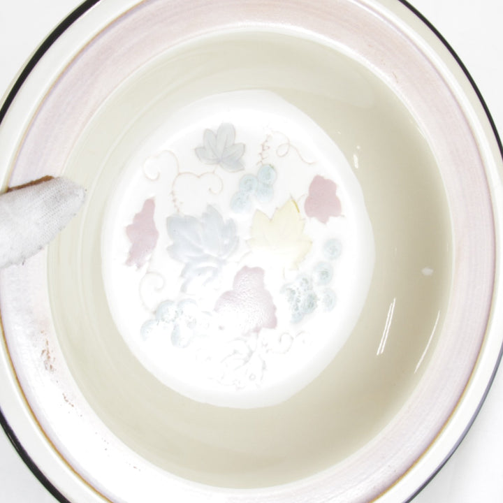 美品『USED』 
 
 皿 
陶器 ベージュ