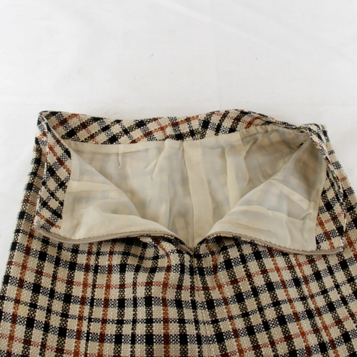 美品『USED』 
DAKS ダックス 
 チェック シンプル スカート 
ツイード ブラウン