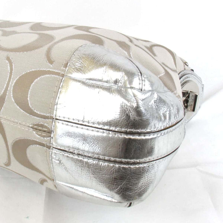 『USED』 
COACH コーチ 
 シグネチャーバッグ 19753M ショルダーバッグ 
キャンバス/レザー  シルバー×ベージュ