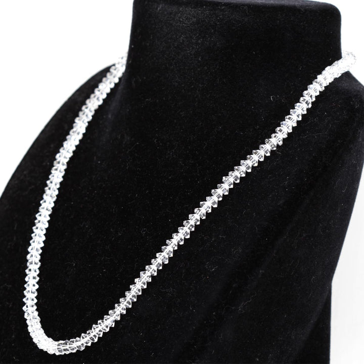 美品『USED』 K18 
 クォーツ ネックレス
 11.0g