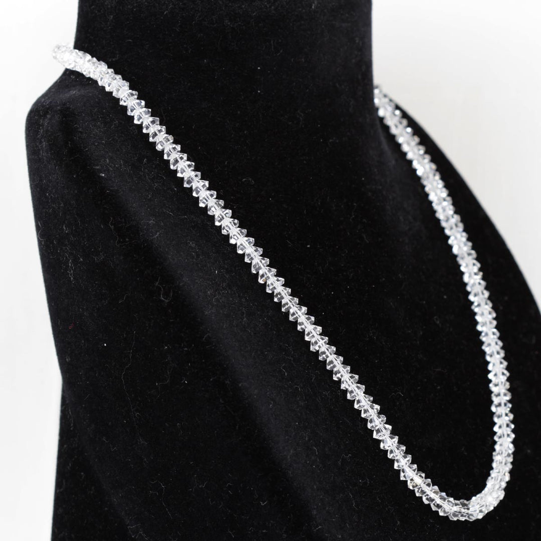 美品『USED』 K18 
 クォーツ ネックレス
 11.0g