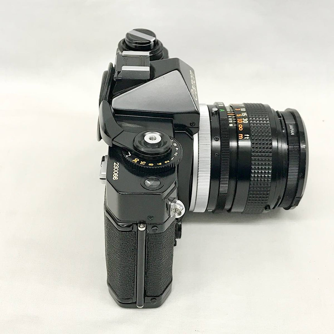 『USED』 
canon キャノン 
 canon EF LENS FD 50mm 1:1.4 S.S.C. ケースセット フィルムカメラ