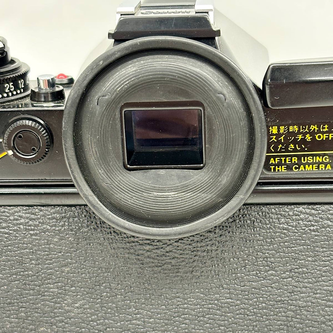 『USED』 
canon キャノン 
 canon EF LENS FD 50mm 1:1.4 S.S.C. ケースセット フィルムカメラ