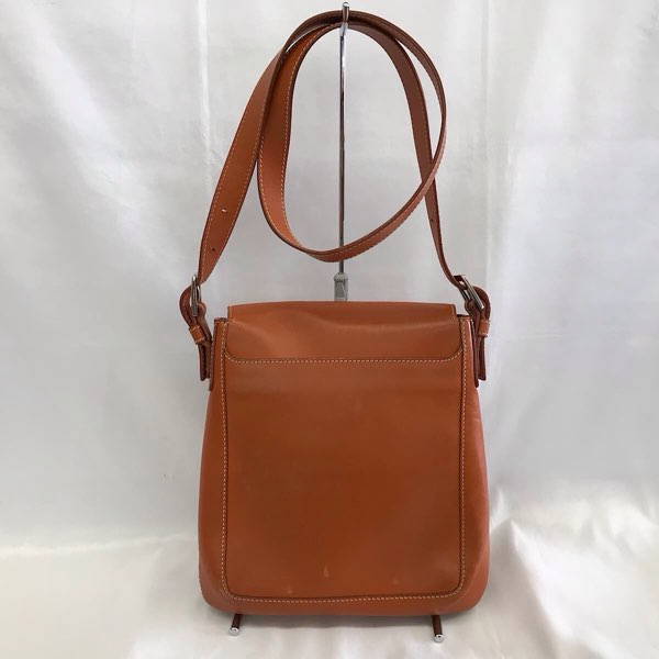 『USED』 
HIROFU ヒロフ 
 フラップショルダーバッグ ショルダーバッグ 
レザー オレンジ