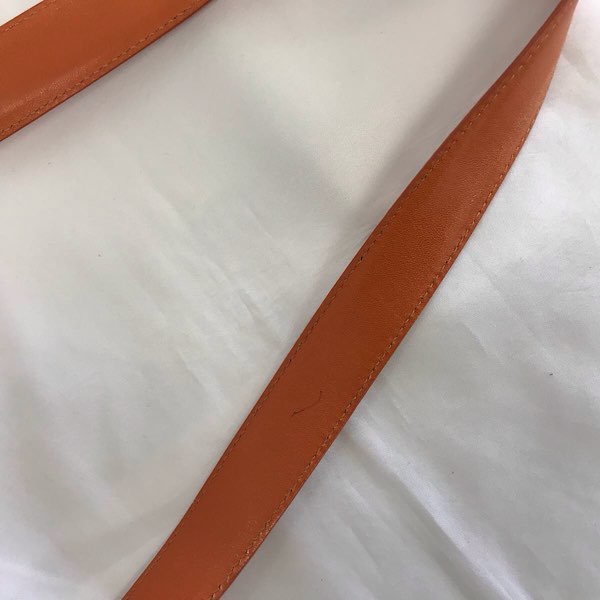 『USED』 
HIROFU ヒロフ 
 ショルダーバッグ 
レザー オレンジ