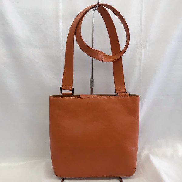 『USED』 
HIROFU ヒロフ 
 ショルダーバッグ 
レザー オレンジ
