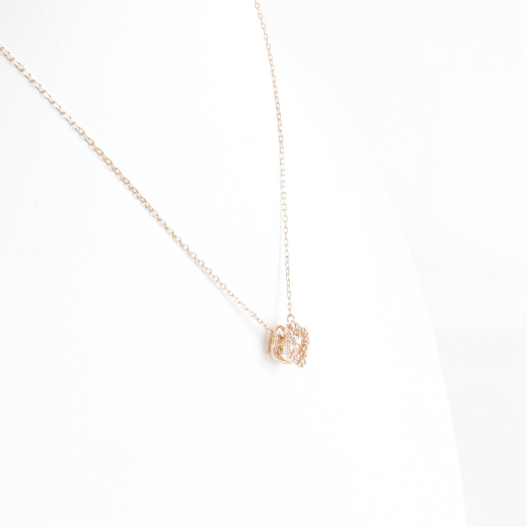 美品『USED』  
SWAROVSKI ネックレス