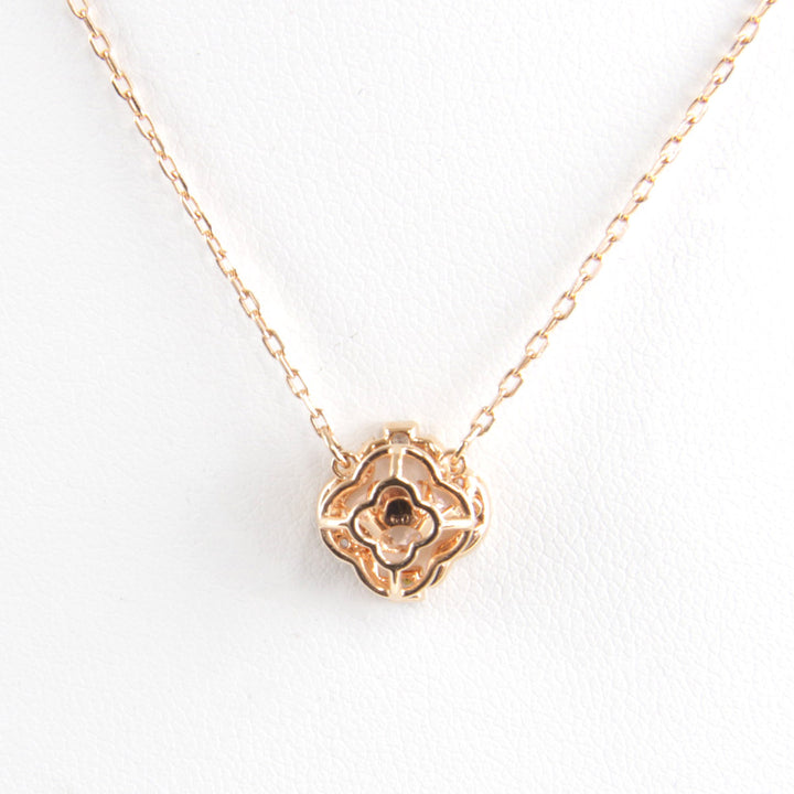 美品『USED』  
SWAROVSKI ネックレス