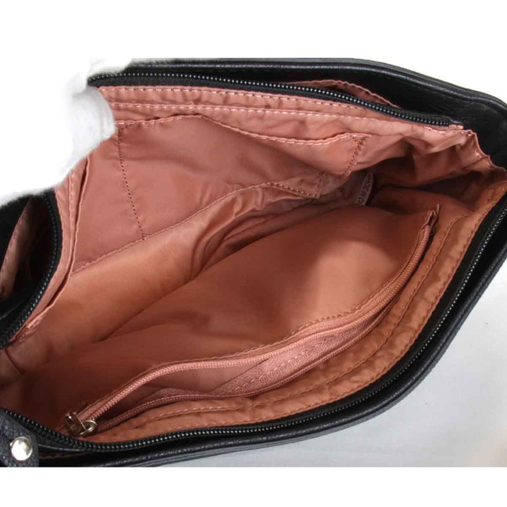 『USED』 
CLATHAS クレイサス 
 2way ショルダーバッグ 
レザー ブラック