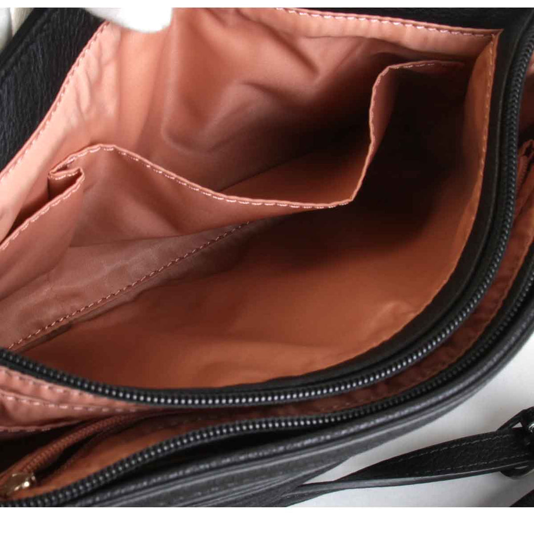 『USED』 
CLATHAS クレイサス 
 2way ショルダーバッグ 
レザー ブラック