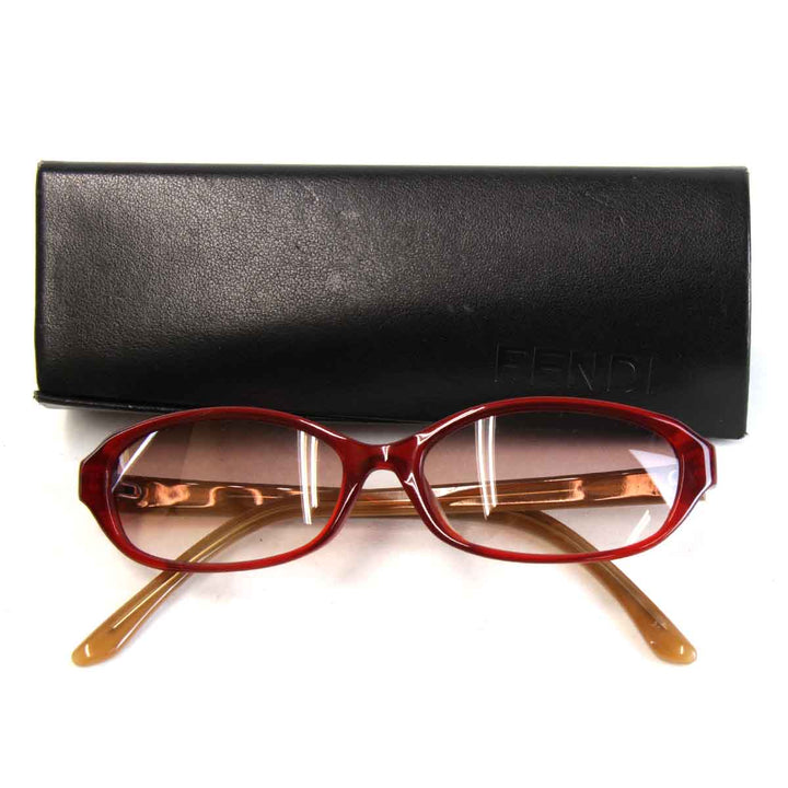 美品『USED』 
FENDI フェンディ 
 サングラス 
プラスチック レッド
