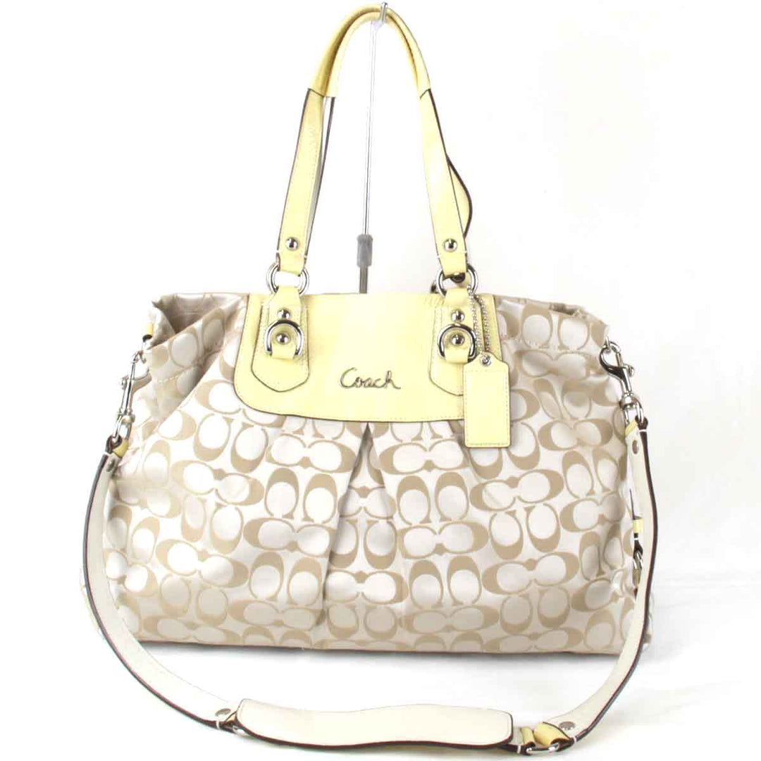 『USED』 
COACH コーチ 
 シグネチャー L1060-F15510 ショルダーバッグ 
キャンバス/レザー  イエロー