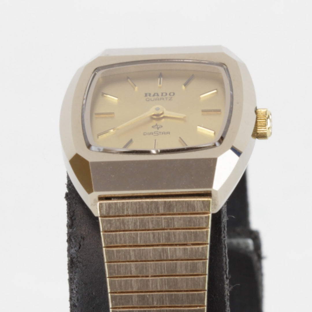 良品『USED』 
RADO DIASTAR 133.9503.3 
腕時計
 クォーツ レディース