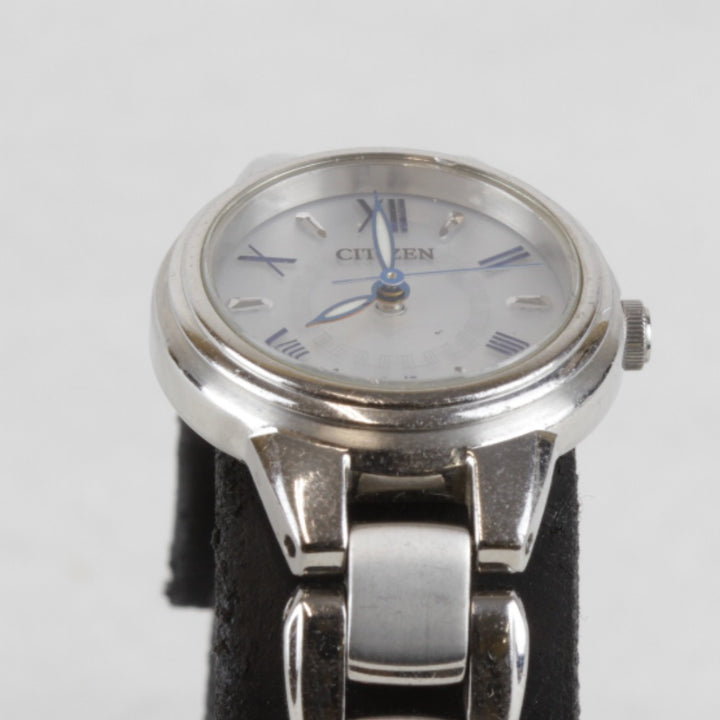 動作未確認『ジャンク』 
CITIZEN EX-2030-67A 
腕時計
 ソーラー レディース