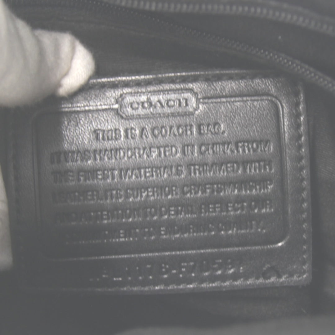 『USED』 
COACH コーチ 
 シグネチャー F70591 ショルダーバッグ 
PVC ネイビー