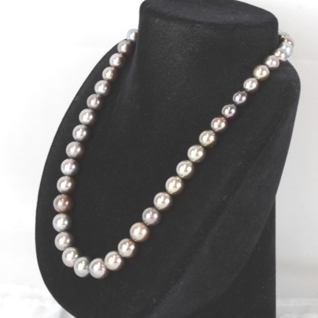 美品『USED』 ブラックパール（黒蝶真珠）/シルバー 
 南洋黒蝶 本真珠ネックレス 8mm~12mm 鑑別書/箱有 ネックレス
 深みのあるブラウンブラック