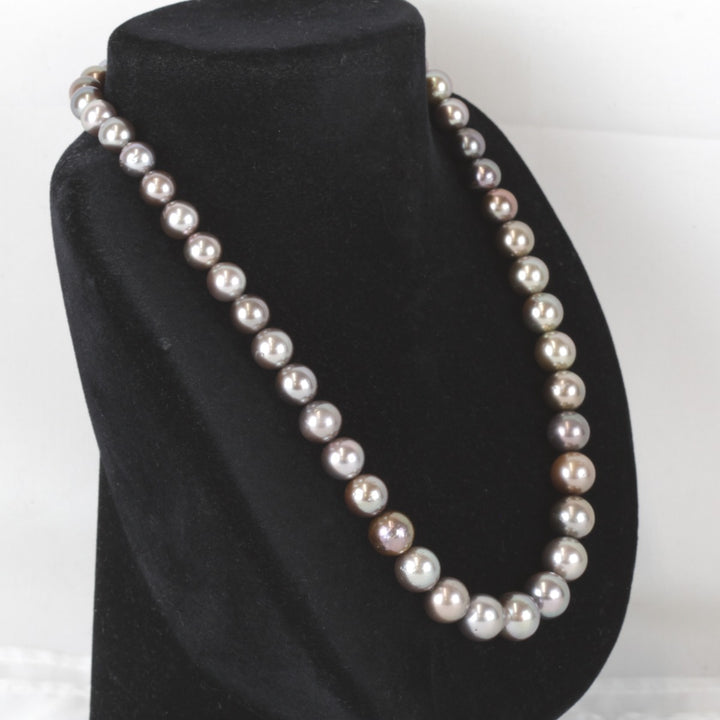 美品『USED』 ブラックパール（黒蝶真珠）/シルバー 
 南洋黒蝶 本真珠ネックレス 8mm~12mm 鑑別書/箱有 ネックレス
 深みのあるブラウンブラック