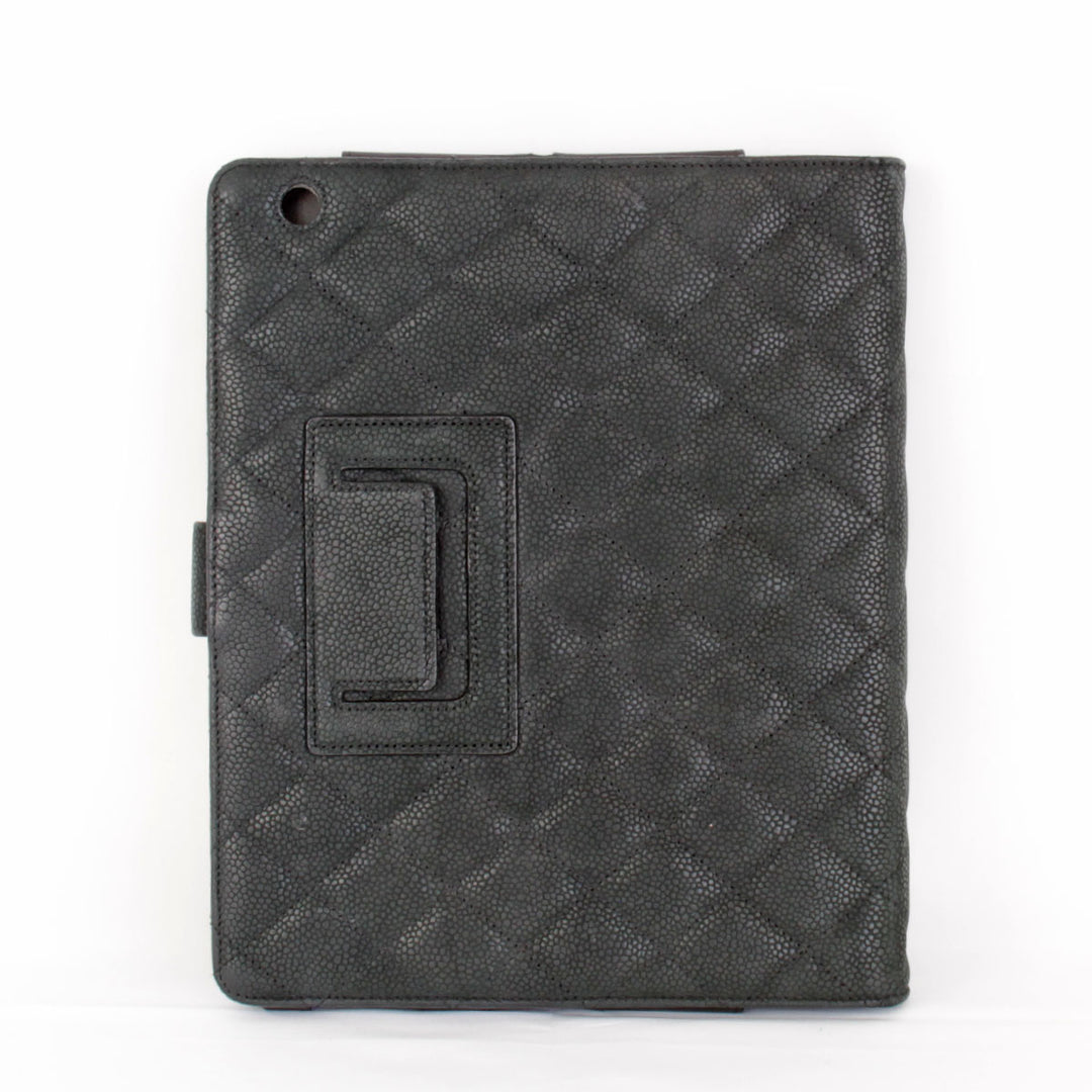『USED』 
CHANEL シャネル 
 マトラッセ iPadケース 
キャビアスキン ブラック