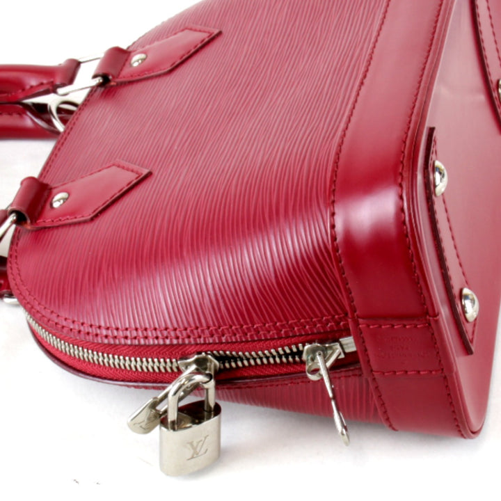 美品『USED』 
LOUIS VUITTON ルイ・ヴィトン 
 アルマPM M40490 ショルダーバッグ 
エピレザー フューシャ