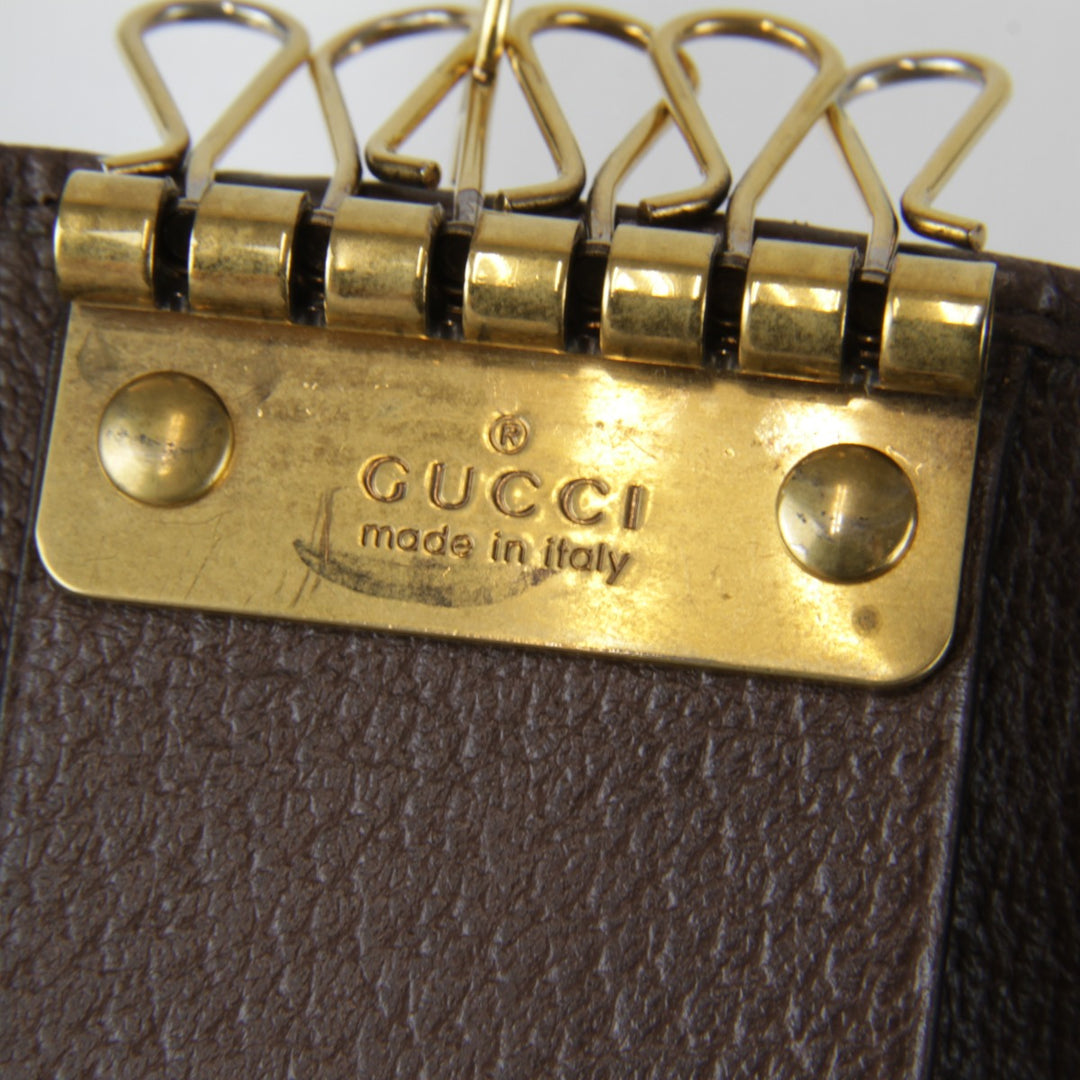美品『USED』 
GUCCI グッチ 
 シェリーライン 6連キーケース 603732.1147 キーケース 
GGスプリームキャンバス ベージュ