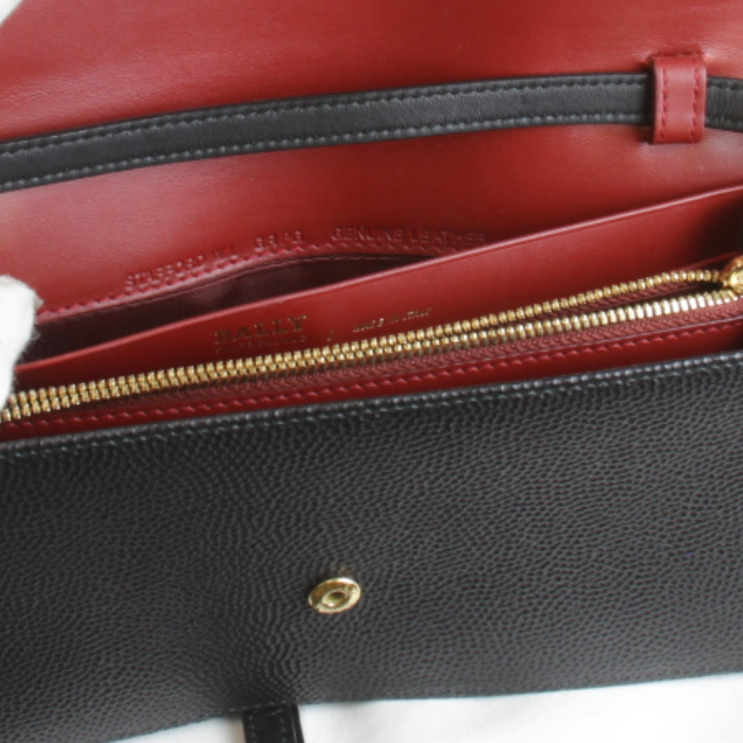 美品『USED』 
BALLY バリー 
 ショルダーバッグ 
レザー ブラック