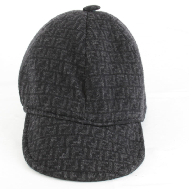 美品『USED』 
FENDI フェンディ 
 ニットキャップ 
ウール ブラック