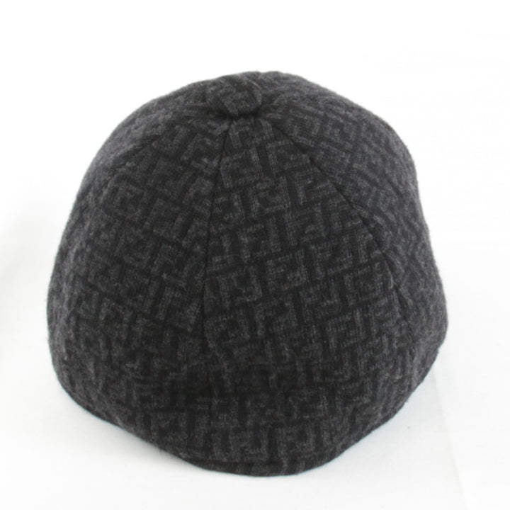 美品『USED』 
FENDI フェンディ 
 ニットキャップ 
ウール ブラック