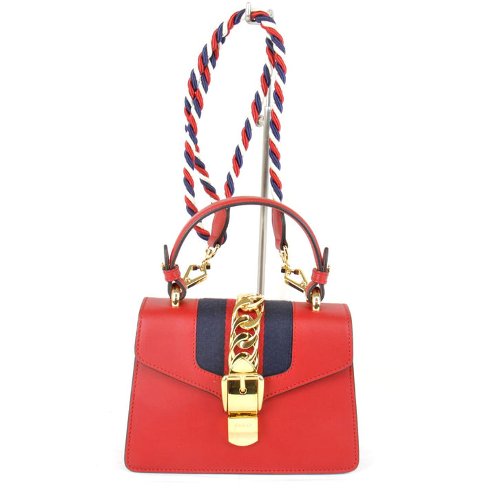 美品『USED』 
GUCCI グッチ 
 シルヴィ 2WAY 470270 ショルダーバッグ 
レザー レッド