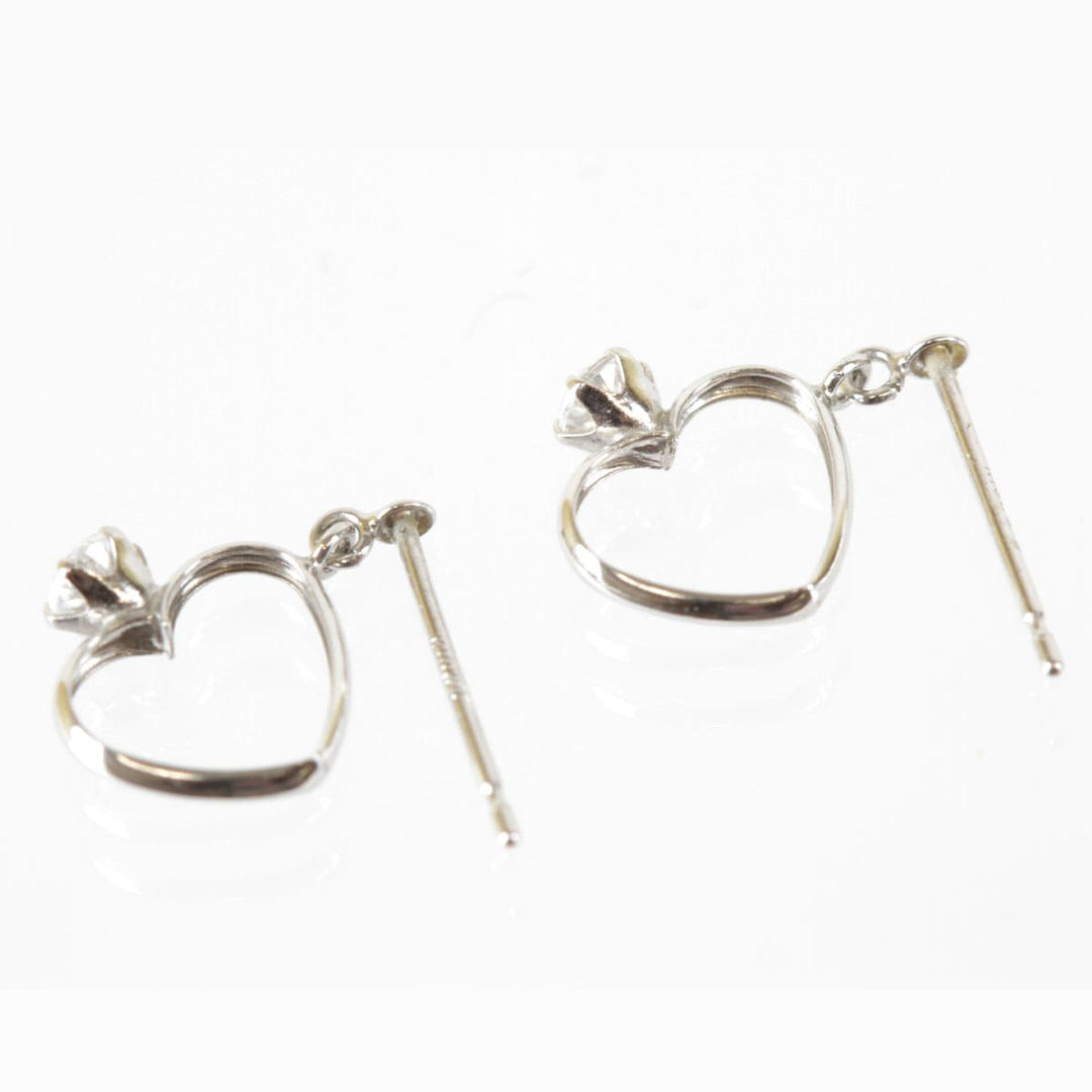 美品『USED』 K10WG 
 ハート キャッチなし ピアス
 0.4g