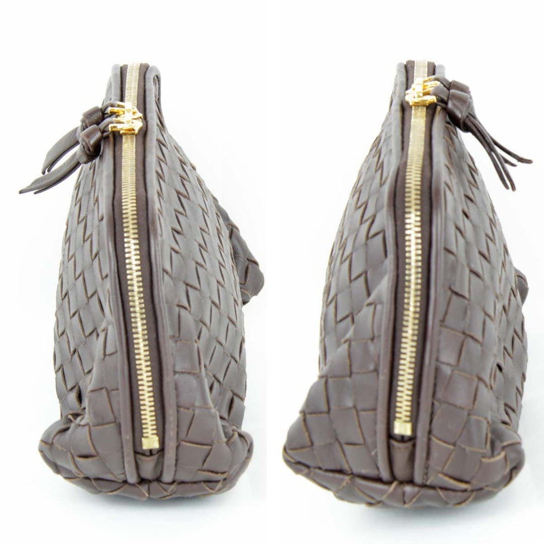 『USED』 
BOTTEGAVENETA ボッテガヴェネタ 
 イントレチャート ポーチ 
レザー ブラウン