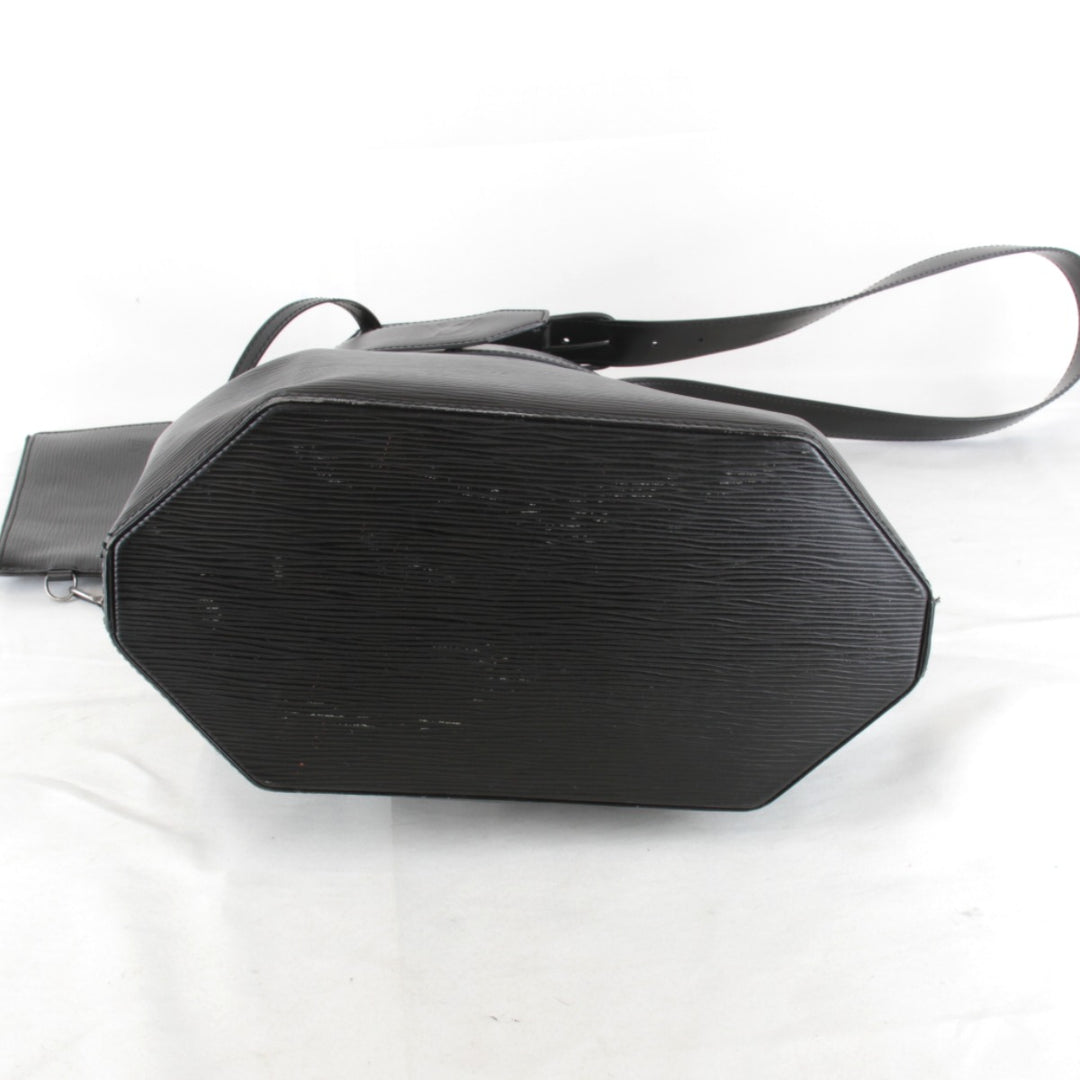 『USED』 
LOUIS VUITTON ルイ・ヴィトン 
 サックデポール 肩掛け ワンショルダー M80157 ショルダーバッグ 
エピレザー ブラック