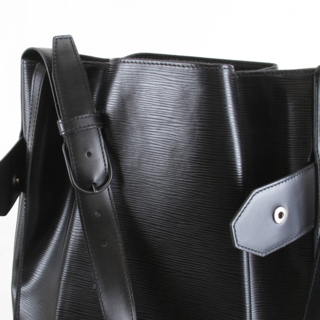 『USED』 
LOUIS VUITTON ルイ・ヴィトン 
 サックデポール 肩掛け ワンショルダー M80157 ショルダーバッグ 
エピレザー ブラック