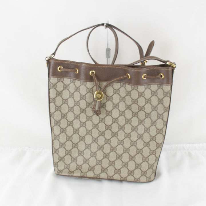 『USED』 
GUCCI グッチ 
 オールドグッチ 巾着 001.115.6179 4023 ショルダーバッグ 
GGスプリームキャンバス ベージュ 外観良好