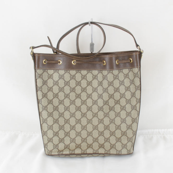 『USED』 
GUCCI グッチ 
 オールドグッチ 巾着 001.115.6179 4023 ショルダーバッグ 
GGスプリームキャンバス ベージュ 外観良好