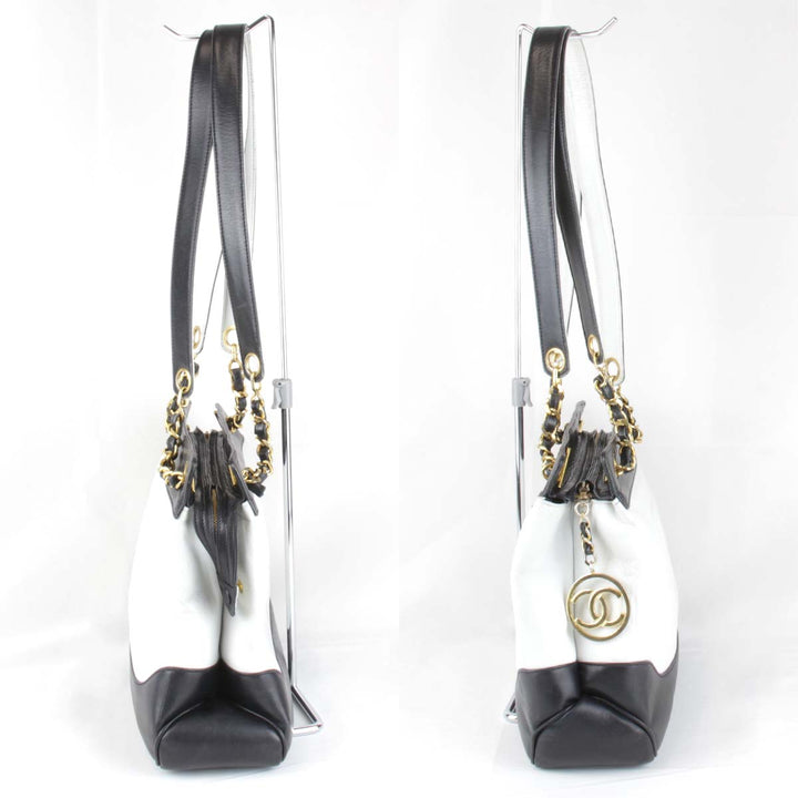 『USED』 
CHANEL シャネル 
 バイカラー チェーン ショルダーバッグ 
レザー ホワイト