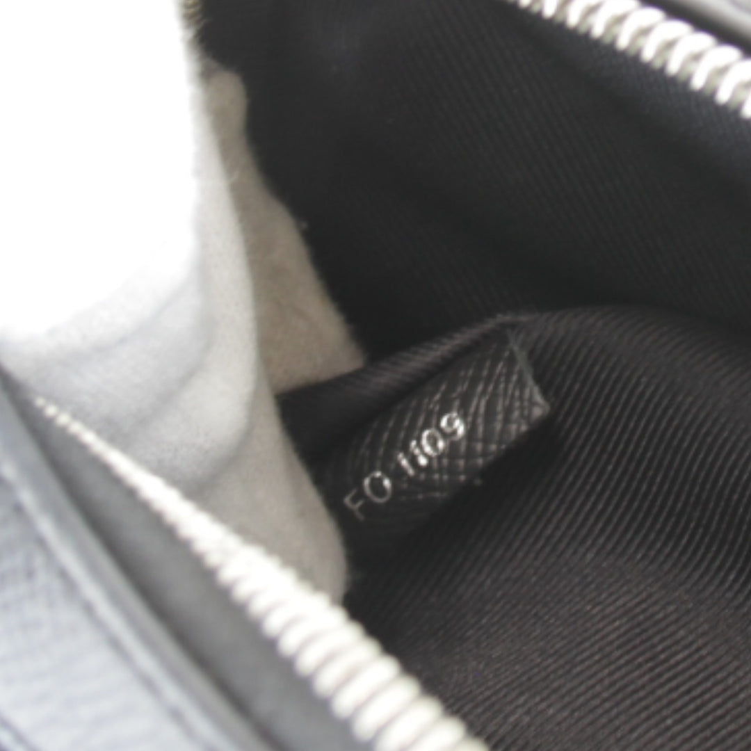 良品『USED』 
LOUIS VUITTON ルイ・ヴィトン 
 バムバッグ アウトドア M30245 ウエストバッグ 
モノグラムエクリプス ブラック