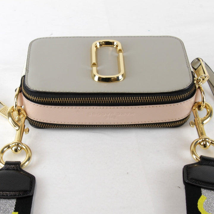 美品『USED』 
MARC JACOBS マークジェイコブス 
 スナップショット ショルダーバッグ 
レザー ブラウン
