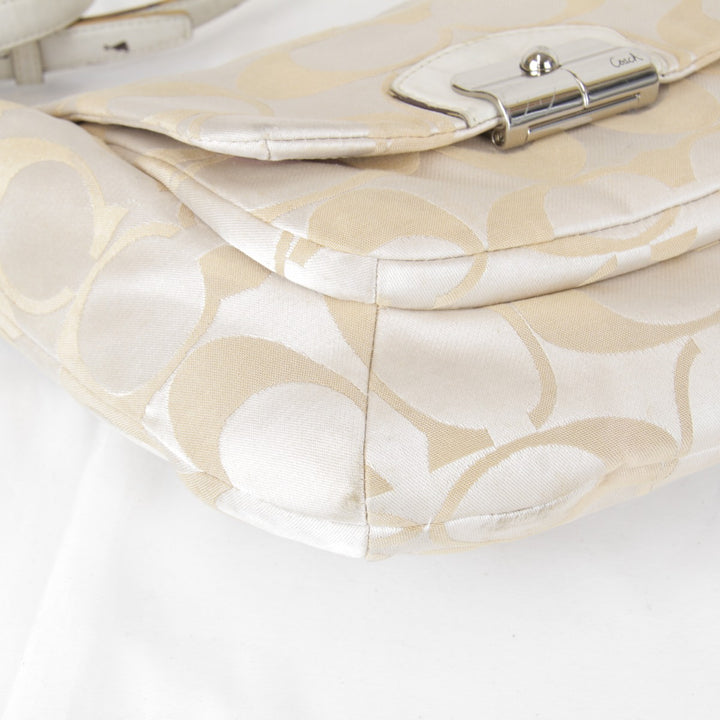 『USED』 
COACH コーチ 
 A1375-F22301 ショルダーバッグ 
キャンバス/レザー ベージュ