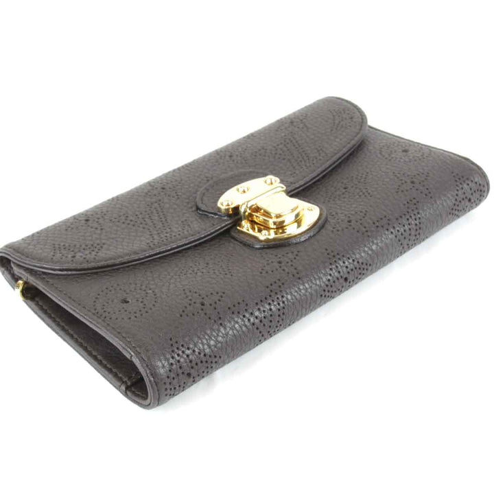美品『USED』 
LOUIS VUITTON ルイ・ヴィトン 
 ポルトフォイユアメリア  M95549 長財布 
モノグラムマヒナ ブラック