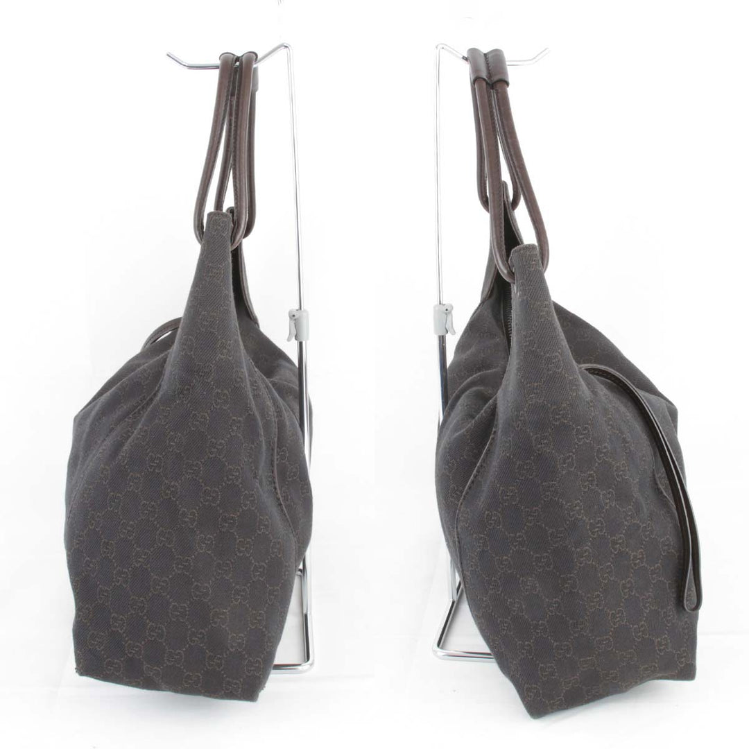良品『USED』 
GUCCI グッチ 
 101292 001998 ショルダーバッグ 
GGキャンバス ブラウン
